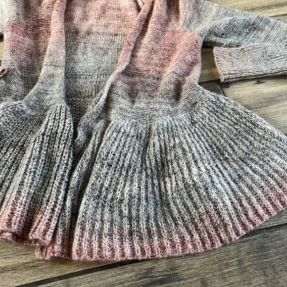 Knitted and Knotted Anthropologie Cody Ombre Peplum Cardigan Sweater Mohair XS - Picture 4 of 5